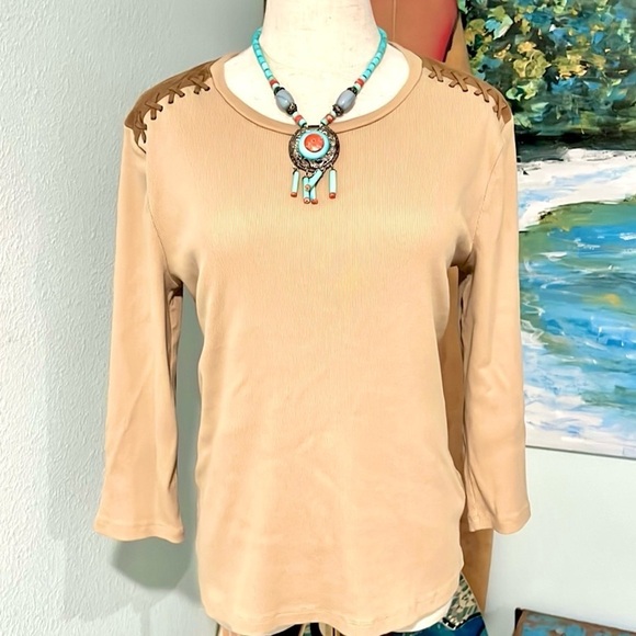⭐️Lauren Ralph Lauren, Soft Beige Knit Pull-Over w/Suede Shoulder Patches,EUX,XL - Picture 1 of 11